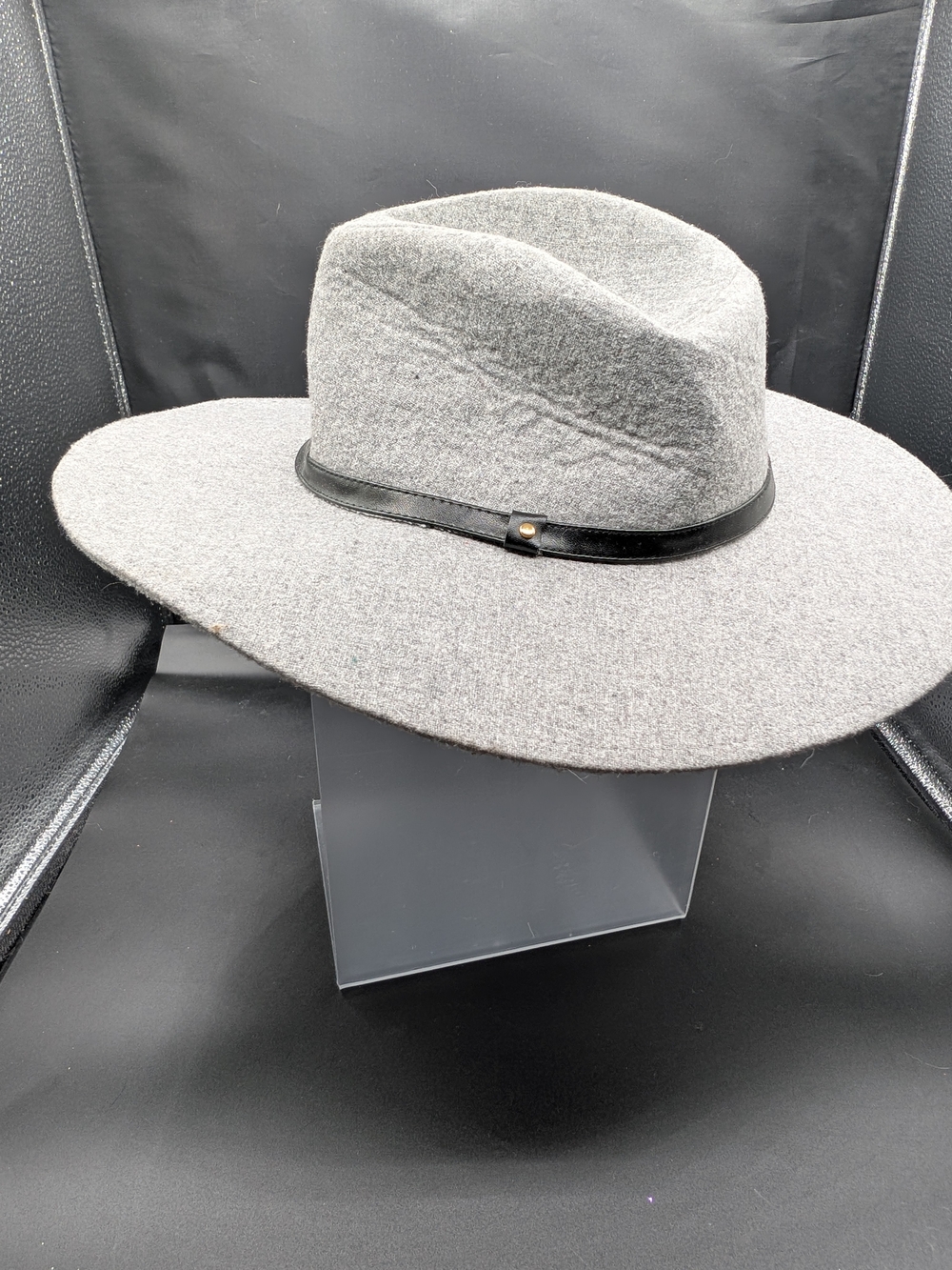 Forever 21 Gray Wide Brim Wool-Blend Fedora with Black Band